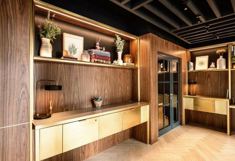 Wilde Aparthotels London Aldgate Tower Bridge