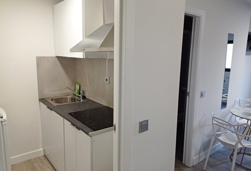 Apartamentos Hi Apartaments Santander 3000