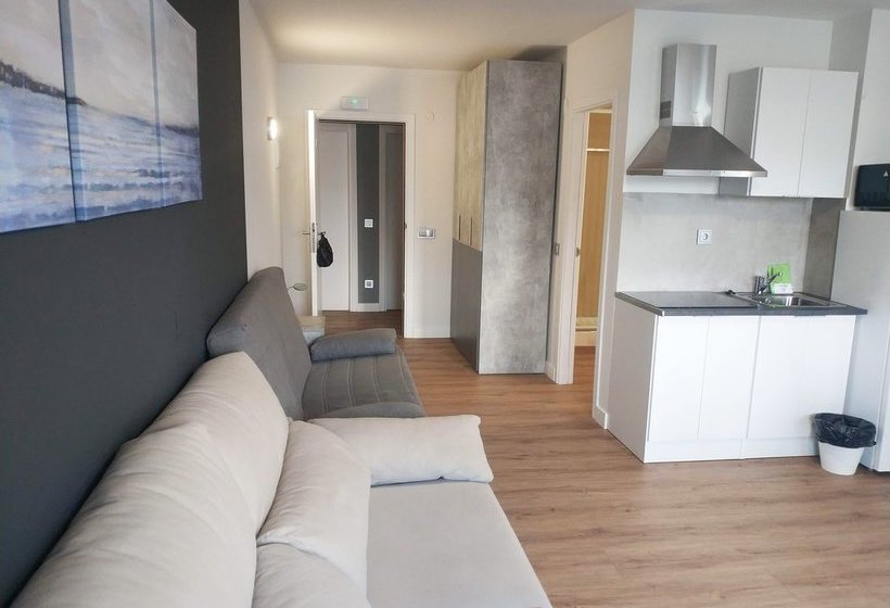 Apartamentos Hi Apartaments Santander 3000