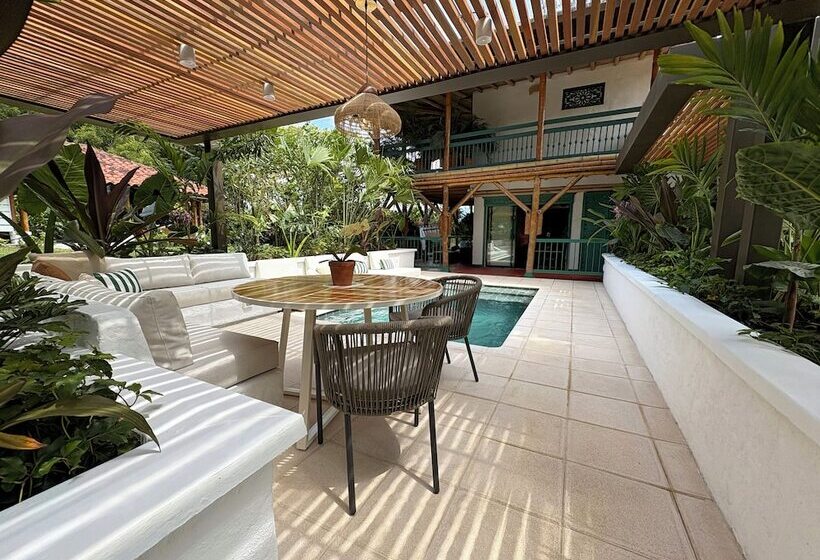 هتل Hacienda Bambusa