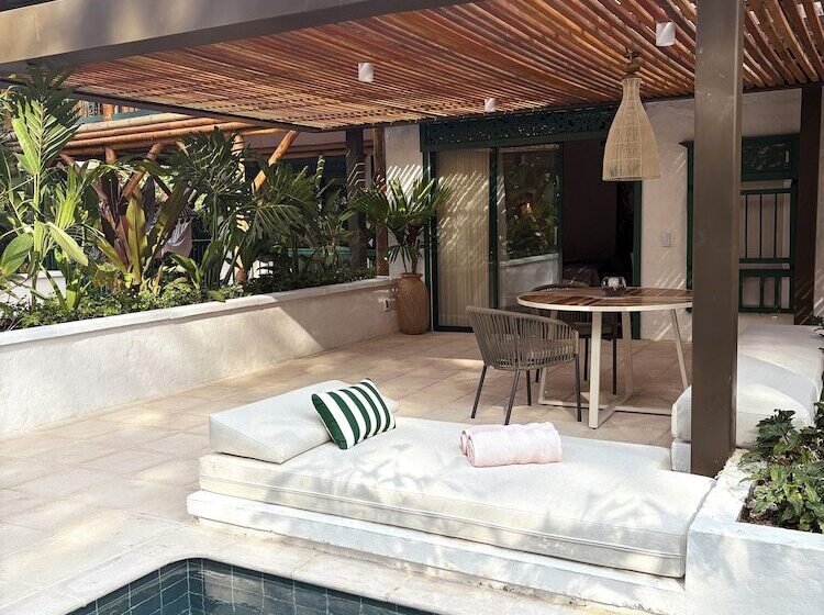 هتل Hacienda Bambusa