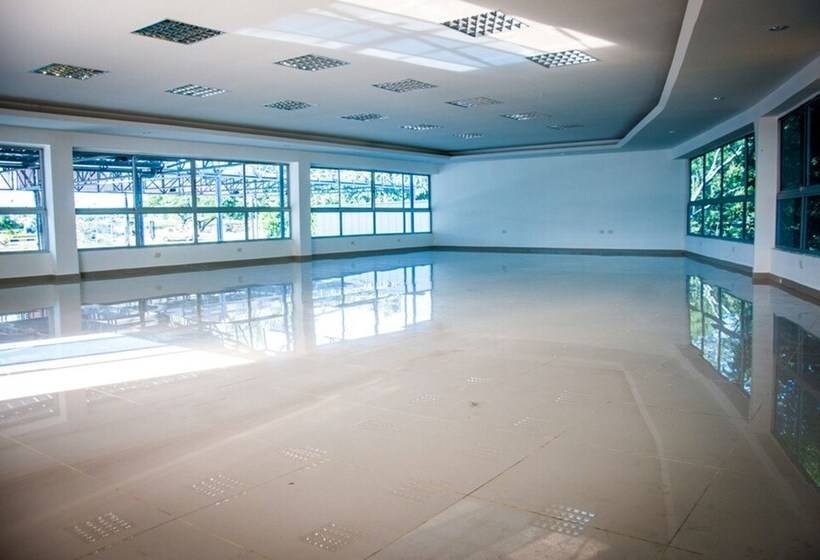 هتل Hosteria Los Dujos