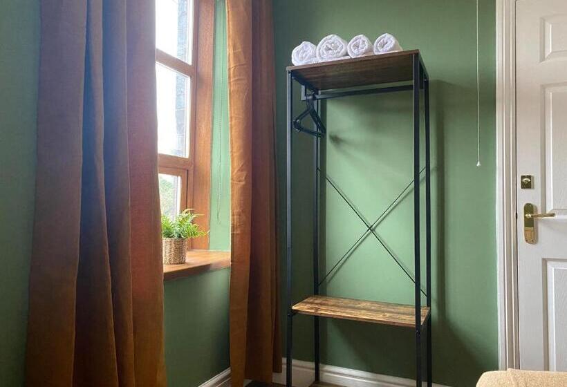 فندق صغير The Ancient Briton