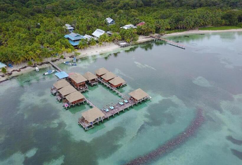 Azul Over The Water Resort
