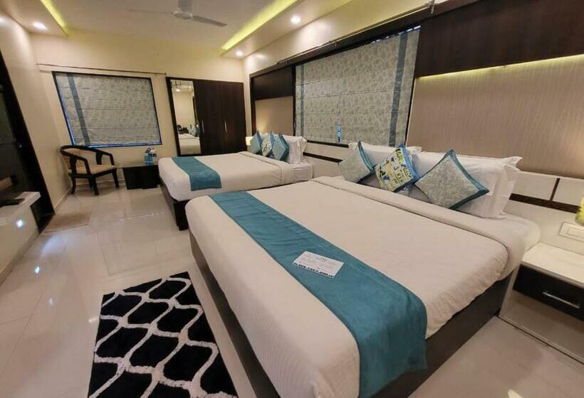 فندق Kanishka International