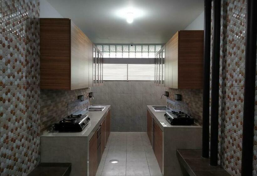 ホテル Brilliant Residence Gading Serpong Redpartner