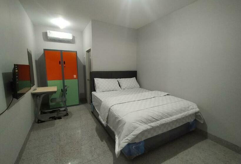 ホテル Brilliant Residence Gading Serpong Redpartner