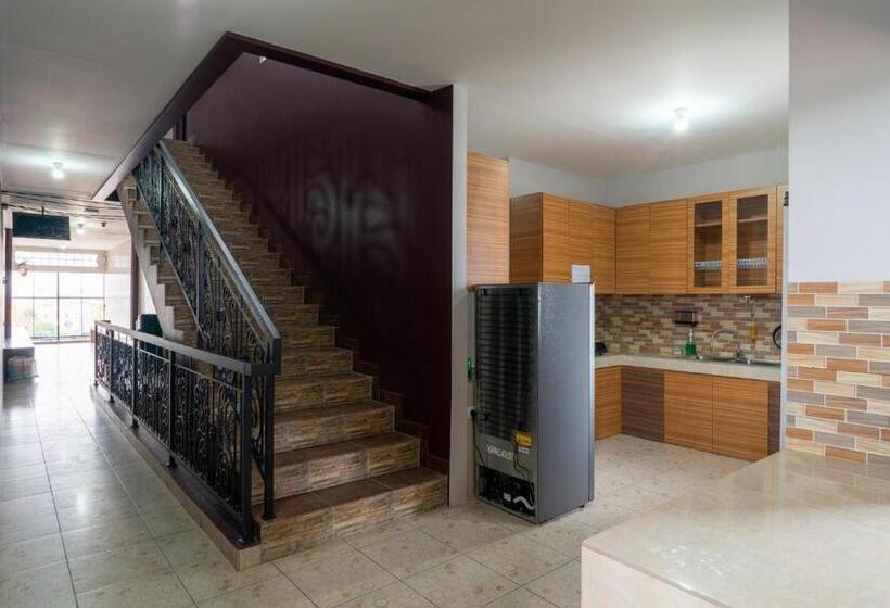 ホテル Brilliant Residence Gading Serpong Redpartner