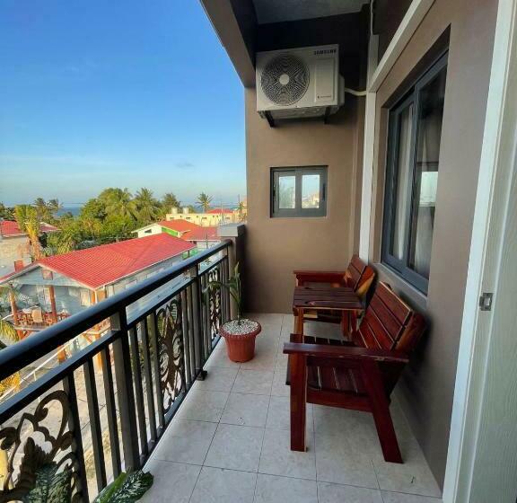 Coral View Hotel & Resort