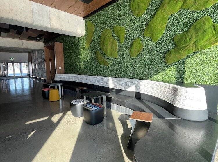 Grand Hotel Times Blainville Mirabel