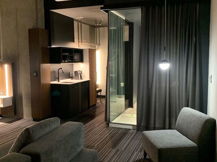 Grand Hotel Times Blainville Mirabel