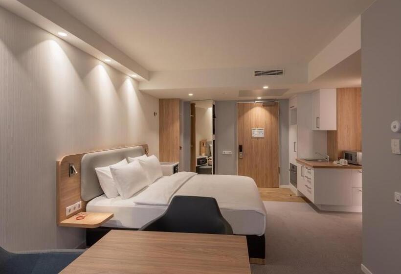 فندق Holiday Inn Express & Suites   Potsdam, An Ihg