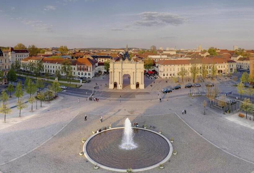 فندق Holiday Inn Express & Suites   Potsdam, An Ihg