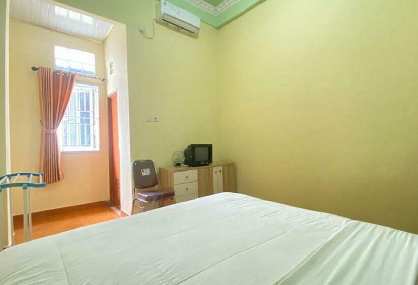 בית מלון כפרי Ilfa Kost Palembang Syariah Redpartner