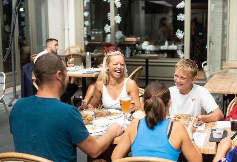 호텔 Logis Hostellerie Du Marche