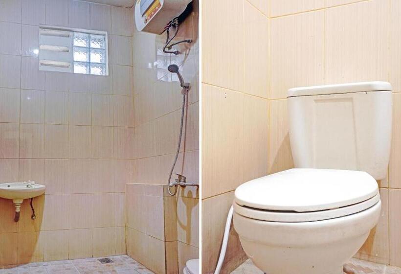 호텔 Oyo 90689 Lily House