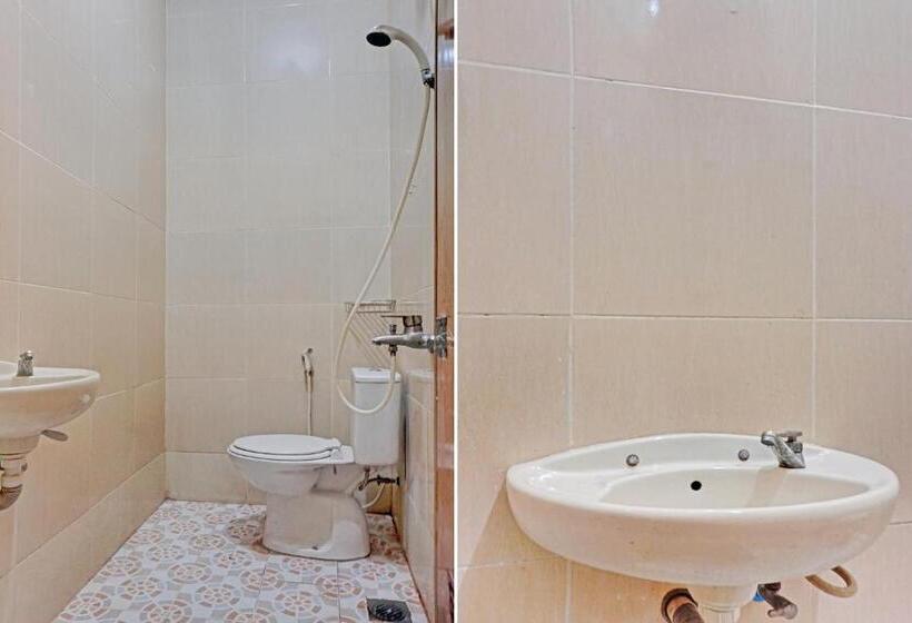 호텔 Oyo 90689 Lily House