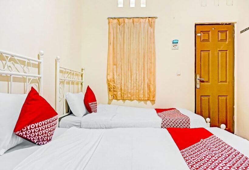 호텔 Oyo 90689 Lily House