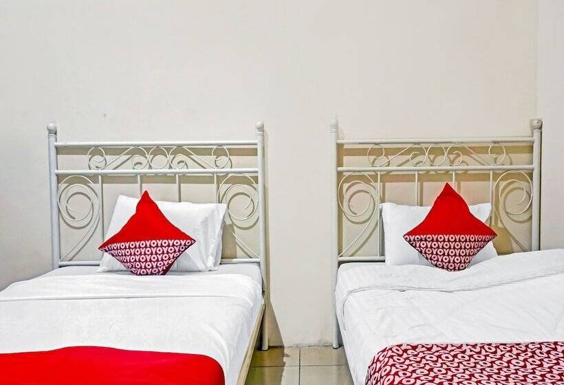 호텔 Oyo 90689 Lily House