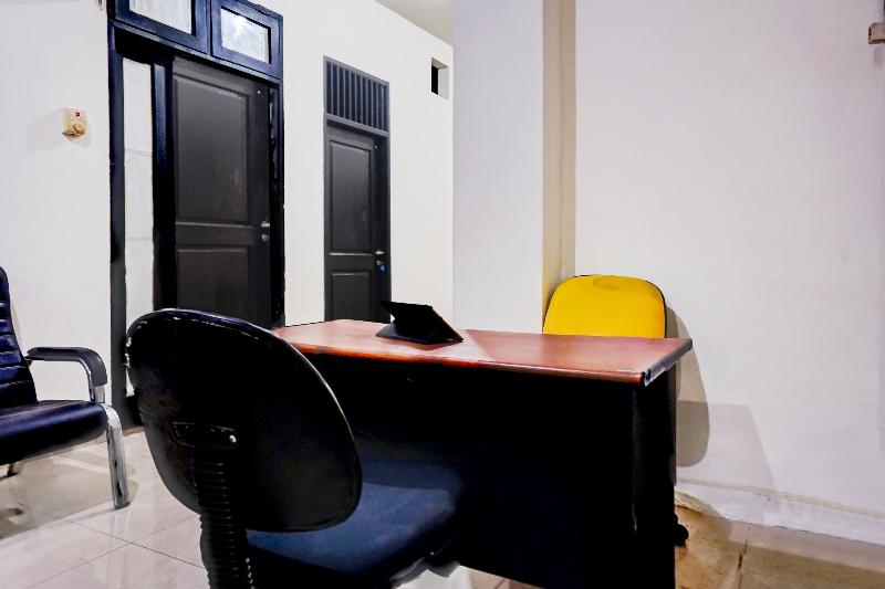 호텔 Oyo 90689 Lily House