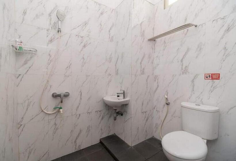 فندق Reddoorz Near Exit Tol Kotabaru Itera Lampung