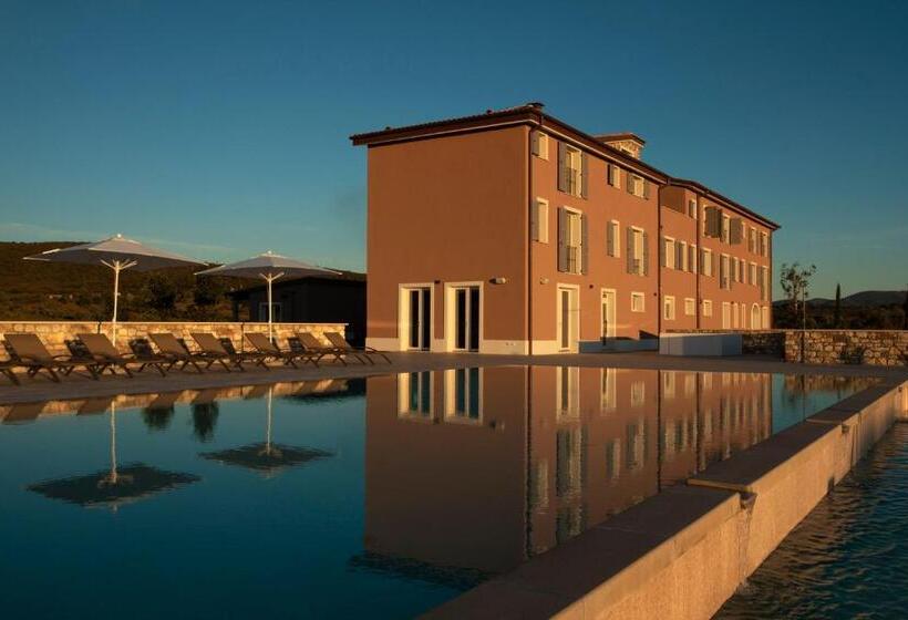 هتل Riva Toscana Golf Resort & Spa