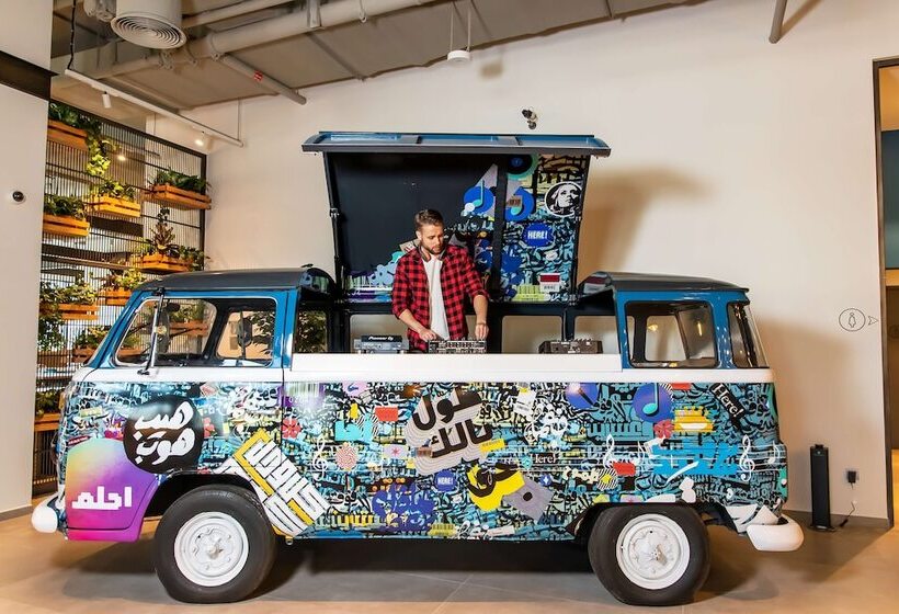 هتل Rove City Walk