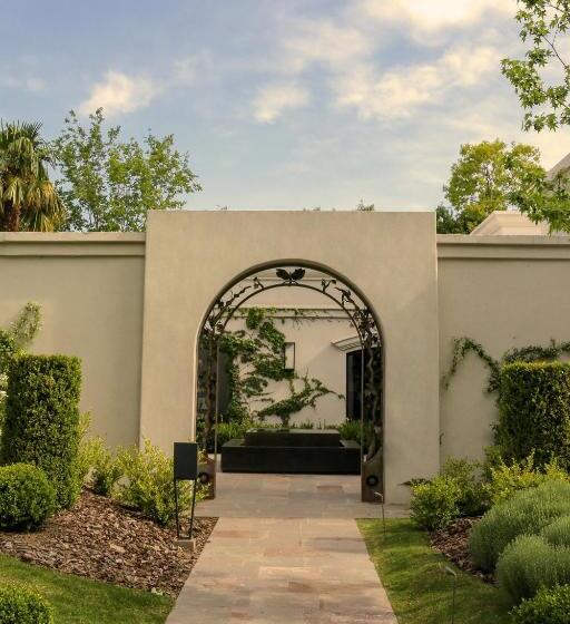 هتل Susana Balbo Winemaker´s House