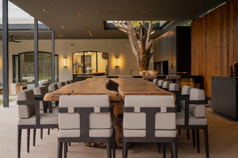 Отель Susana Balbo Winemaker´s House