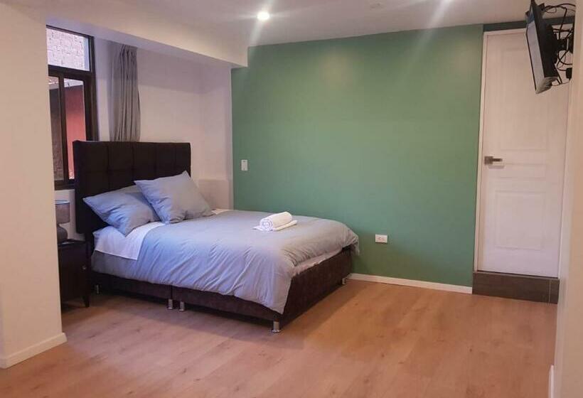 بنسيون Casa Agustina