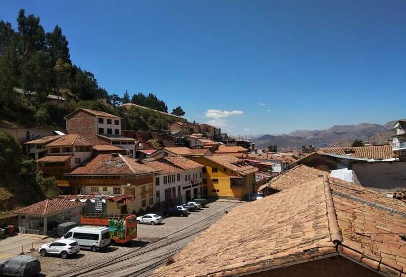 بنسيون Casa Agustina