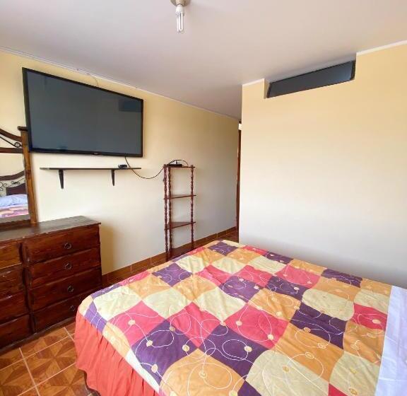 پانسیون Hospedaje Anais