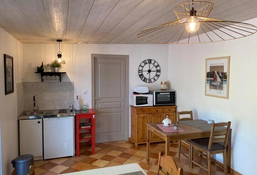 Пансион Le Clos Des Chênes