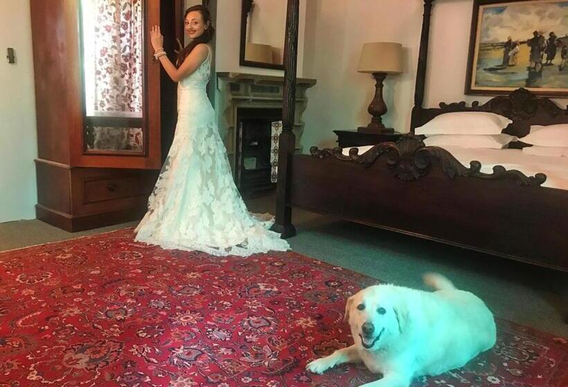 ペンション The Victoria House