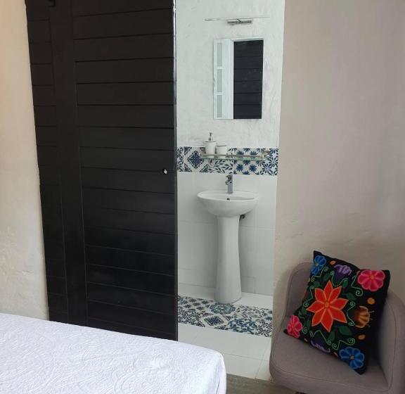 The First Real Bed & Breakfast Hiking Hotel  The Office  In Arequipa, Peru