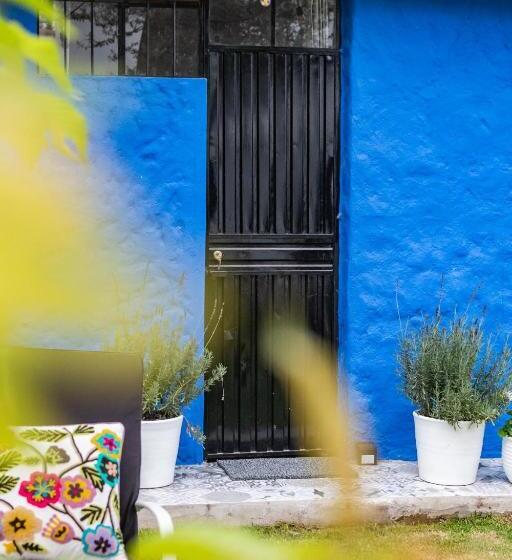 The First Real Bed & Breakfast Hiking Hotel  The Office  In Arequipa, Peru