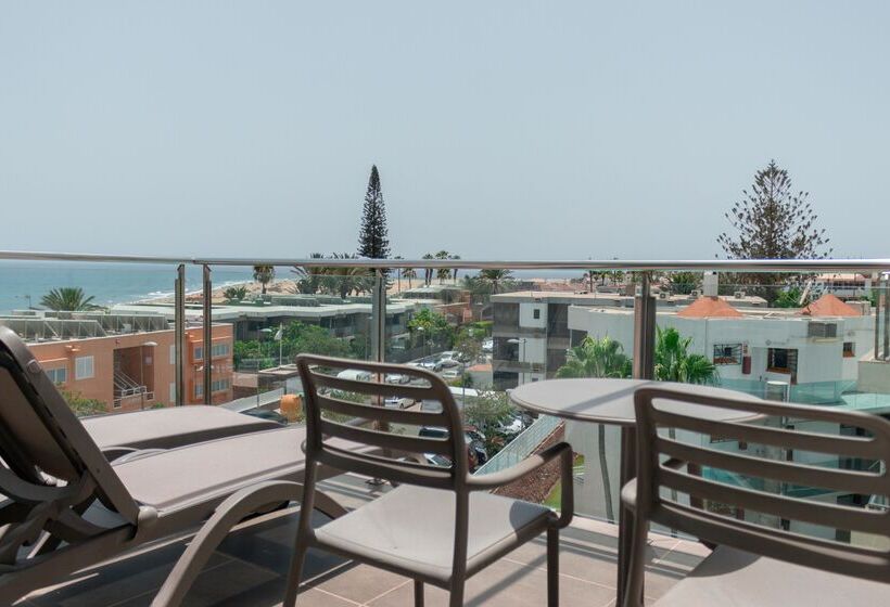 Apartamentos El Palmar