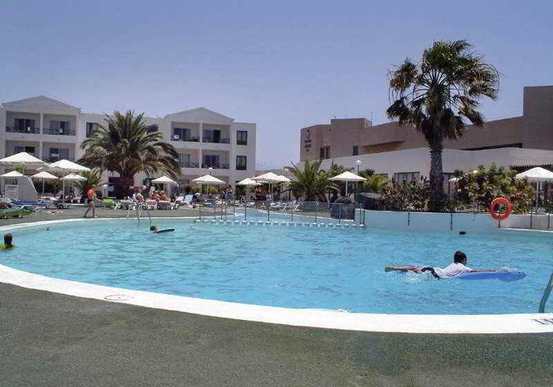 Blue Sea Apartamentos Costa Teguise Beach