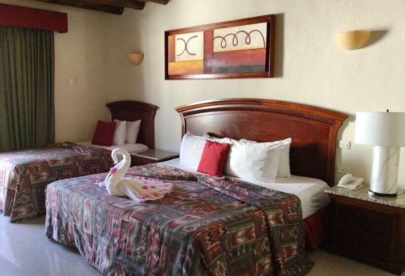 El Campanario Playa Del Carmen