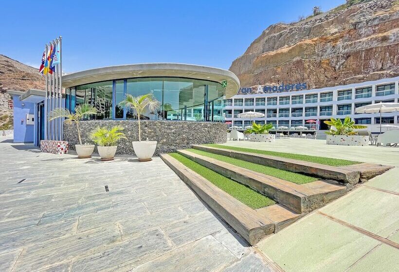 Apartamentos Gran Amadores