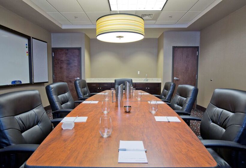 Hampton Inn & Suites Suisun City Waterfront