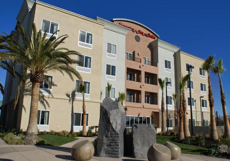 Hampton Inn & Suites Suisun City Waterfront
