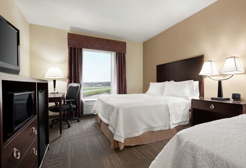 Hampton Inn & Suites Brunswick