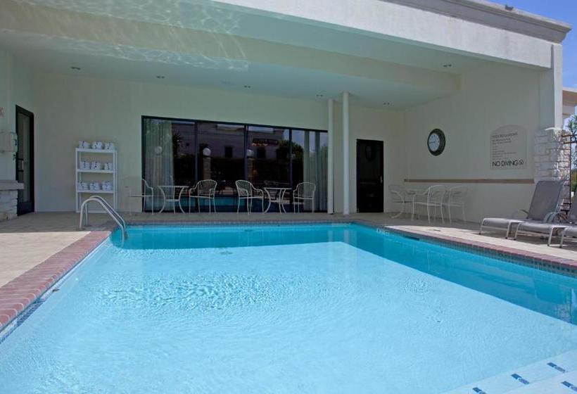 فندق Holiday Inn Express & Suites College Station, An Ihg