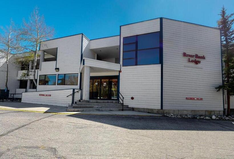 Отель 2914 River Bank Lodge Keystone