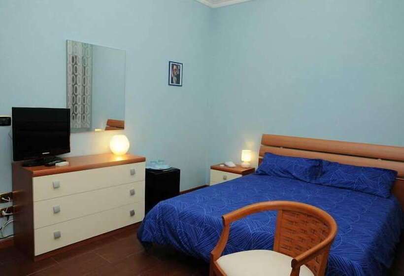 ホテル Affittacamere Conte Di Cavour