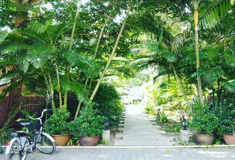 בית מלון כפרי Anahata Resort Samui