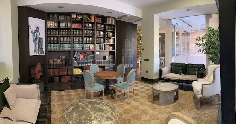 هتل Ar Isabel De Farnesio