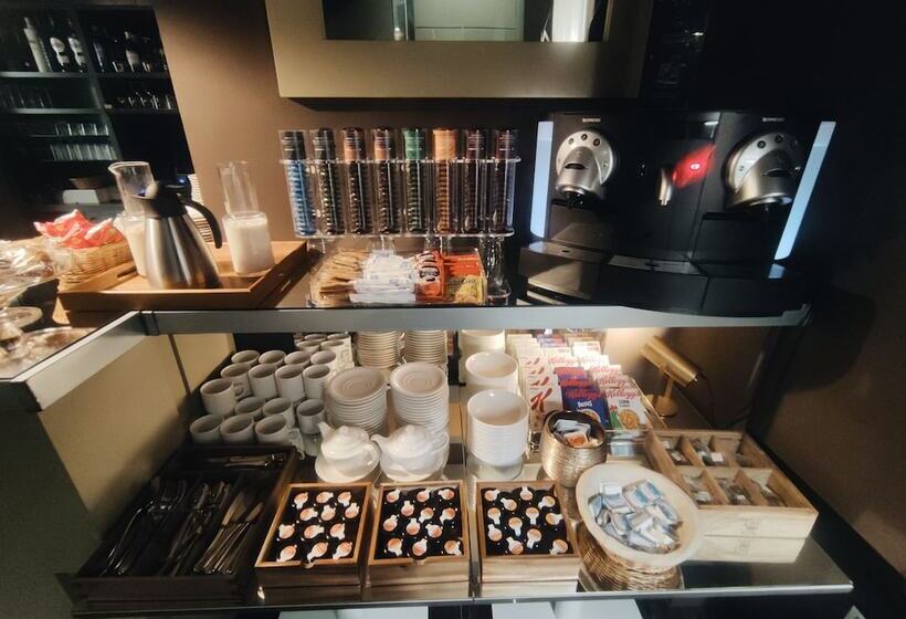 هتل Ar Isabel De Farnesio