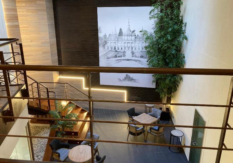 هتل Ar Isabel De Farnesio